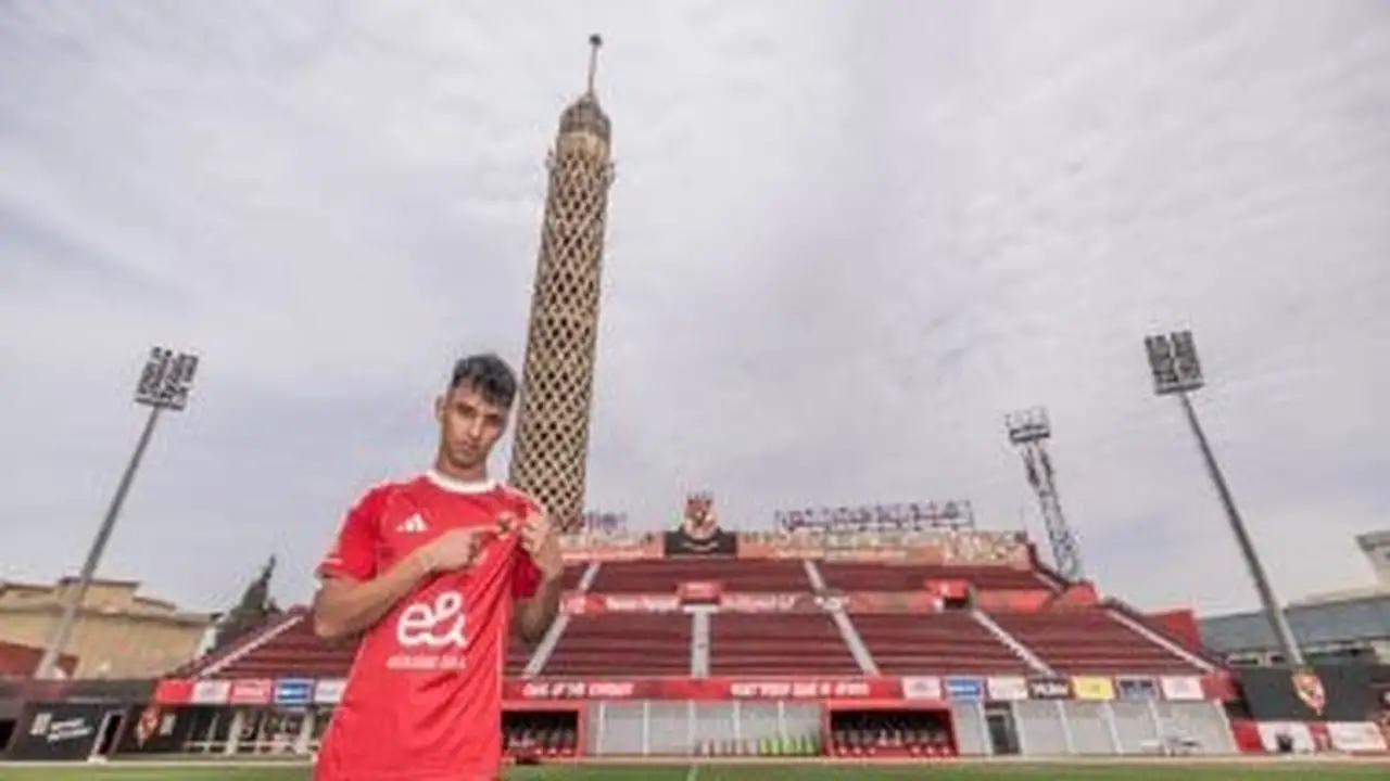 أول ظهور بقميص الأهلي.. أحمد عيد يوجه رسالة حماسية بعد العودة لبيته الأول